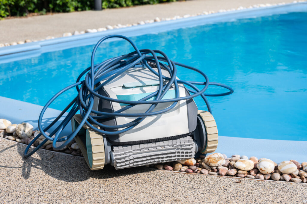 how to choose the right pool vacuum cleaner