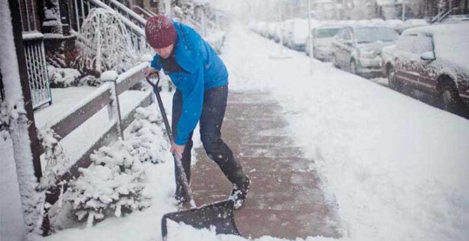 Should you put ice melt down after shoveling?