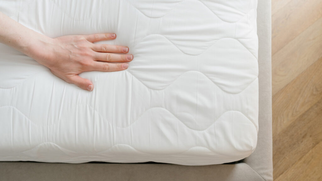 What are the signs you need a new mattress?